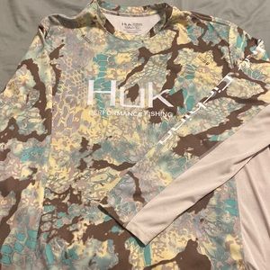 Huk Icon long sleeve shirt
